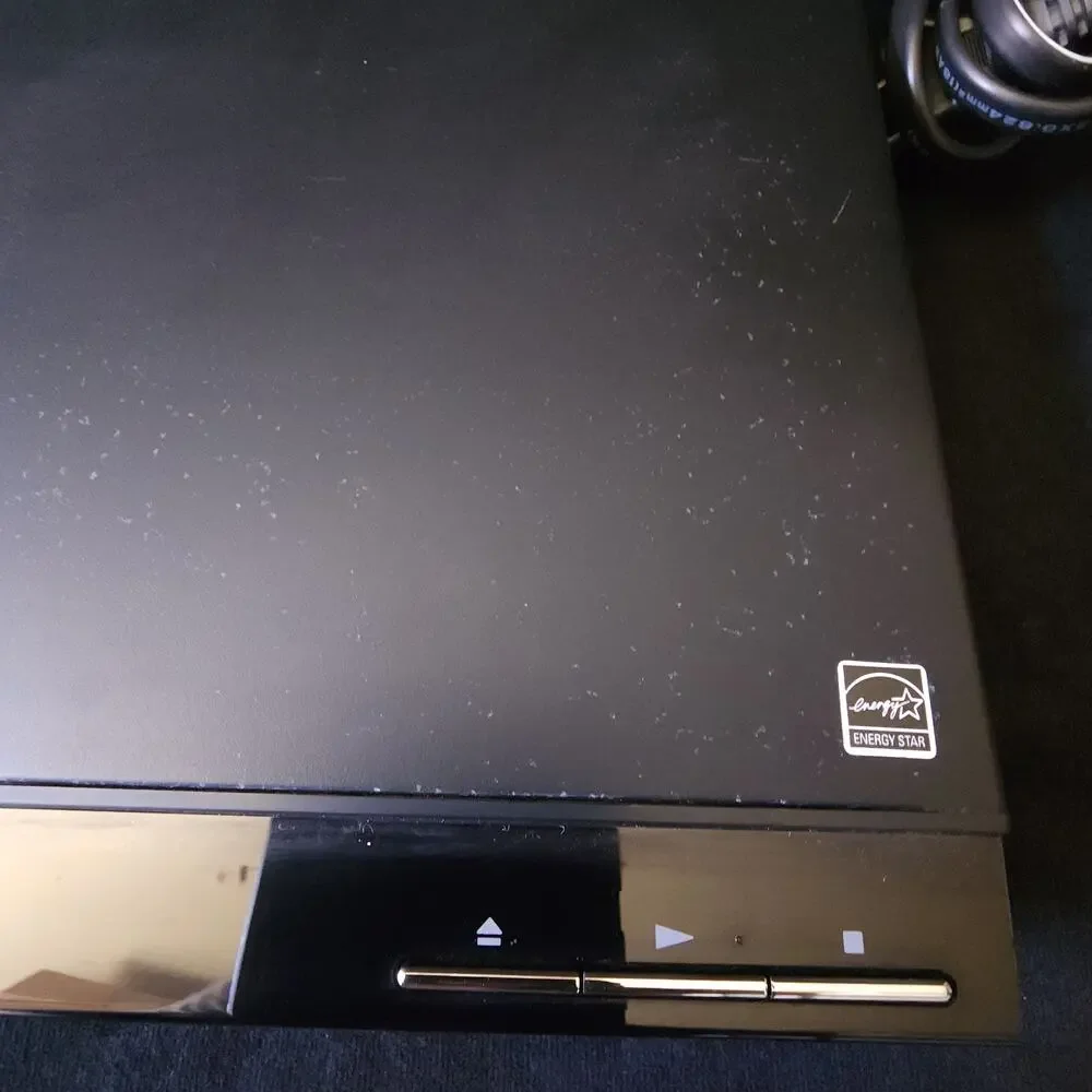 Sony DVP-SR500H DVD/CD Player Black Stereo Audio L/R RCA 2011 DVD Player CD